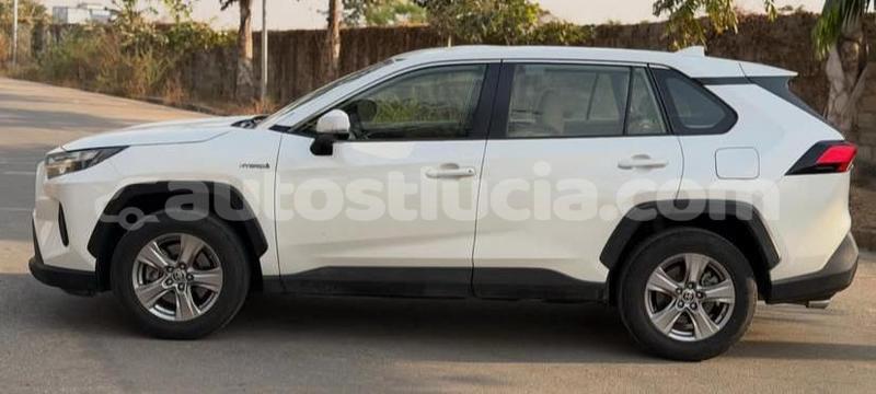 Big with watermark toyota rav4 castries castries 4662