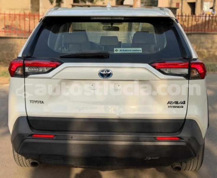 Big with watermark toyota rav4 castries castries 4662