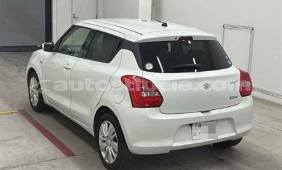 Buy Used Suzuki Swift White Car in Castries in Castries Buy Used Suzuki Swift White Car in Castries in Castries