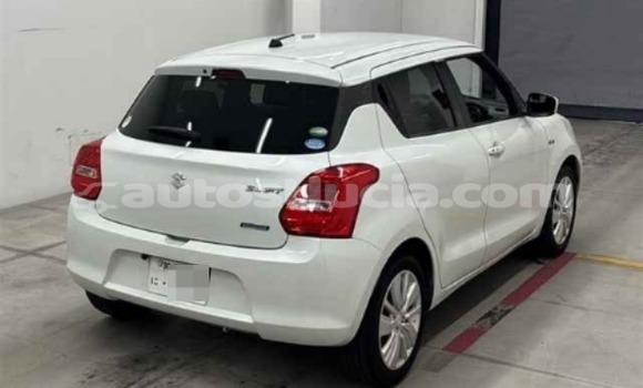 Buy Used Suzuki Swift White Car in Castries in Castries Buy Used Suzuki Swift White Car in Castries in Castries