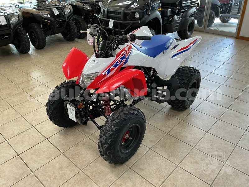 Big with watermark honda trx castries choc 4666