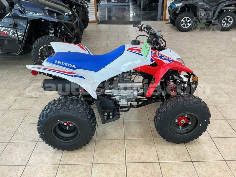 Big with watermark honda trx castries choc 4666