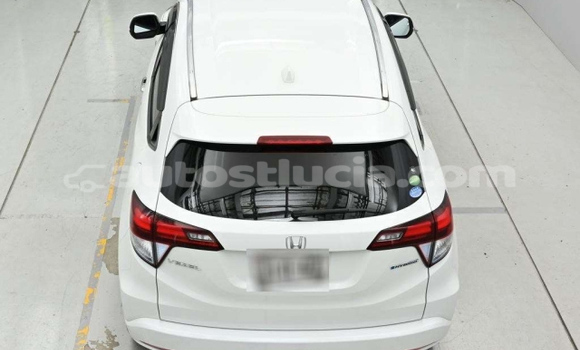 Buy Used Honda Vezel White Car in Castries in Castries Buy Used Honda Vezel White Car in Castries in Castries