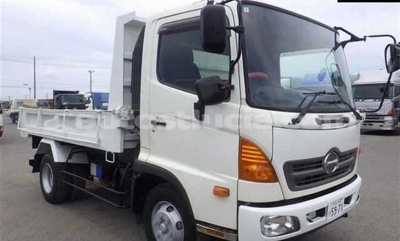 Buy Used Hino Ranger White Truck in Soufriere in Soufriere Buy Used Hino Ranger White Truck in Soufriere in Soufriere