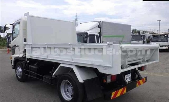 Buy Used Hino Ranger White Truck in Soufriere in Soufriere Buy Used Hino Ranger White Truck in Soufriere in Soufriere