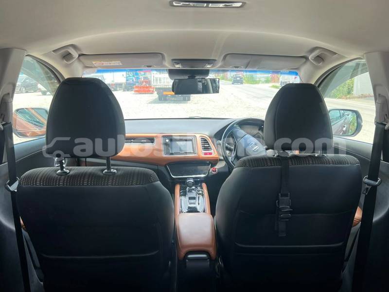 Big with watermark honda vezel laborie laborie 4693