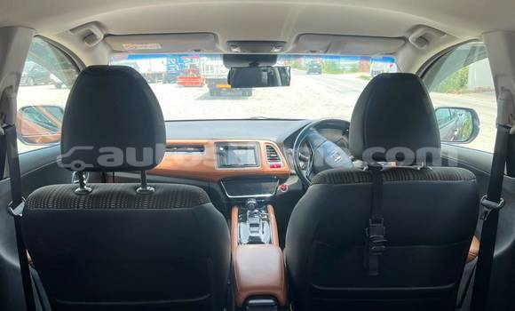 Buy Used Honda Vezel Red Car in Laborie in Laborie Buy Used Honda Vezel Red Car in Laborie in Laborie