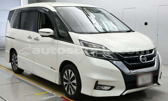 Buy Used Nissan Serena White Car in Laborie in Laborie Buy Used Nissan Serena White Car in Laborie in Laborie