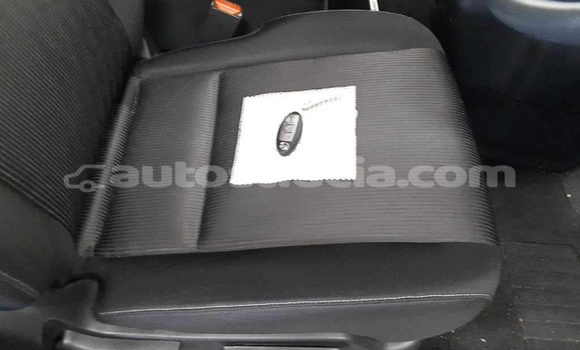 Buy Used Nissan Serena White Car in Laborie in Laborie Buy Used Nissan Serena White Car in Laborie in Laborie