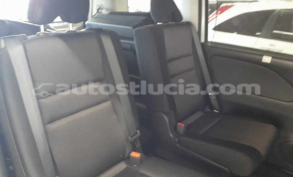 Buy Used Nissan Serena White Car in Laborie in Laborie Buy Used Nissan Serena White Car in Laborie in Laborie