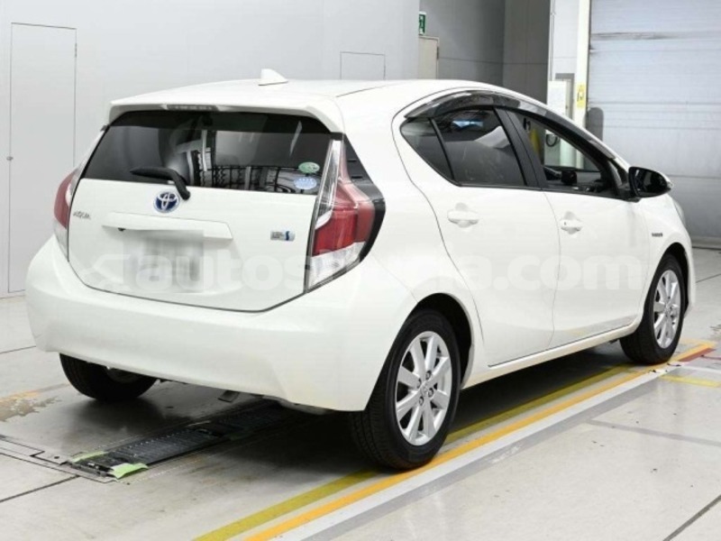 Big with watermark toyota aqua castries castries 4697