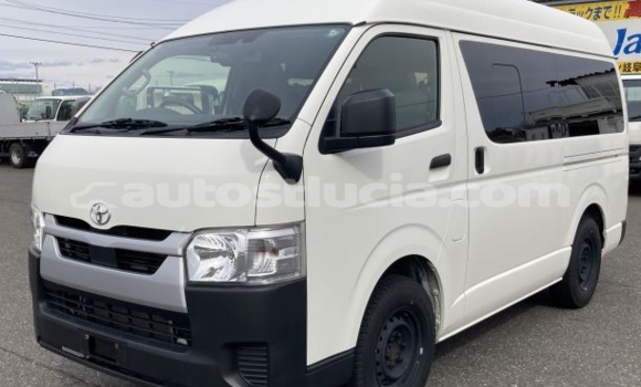 Buy Used Toyota Hiace White Car in Micoud in Micoud
