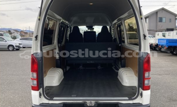 Buy Used Toyota Hiace White Car in Micoud in Micoud Buy Used Toyota Hiace White Car in Micoud in Micoud