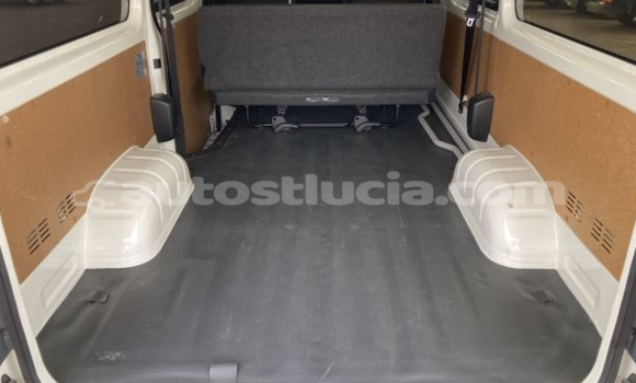 Buy Used Toyota Hiace White Car in Micoud in Micoud Buy Used Toyota Hiace White Car in Micoud in Micoud