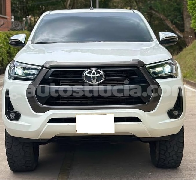 Big with watermark toyota hilux castries castries 4705