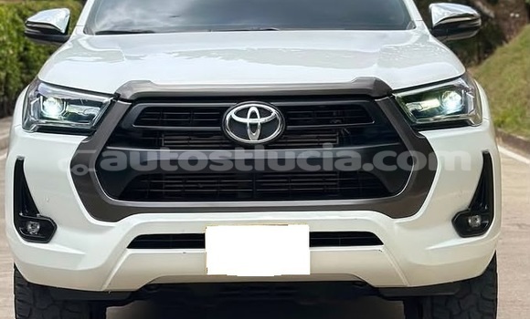 Buy Used Toyota Hilux White Car in Canaries in Canaries Buy Used Toyota Hilux White Car in Canaries in Canaries
