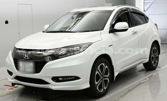 Acheter Occasion Voiture Honda Vezel Blanc à Choc, Castries Acheter Occasion Voiture Honda Vezel Blanc à Choc, Castries