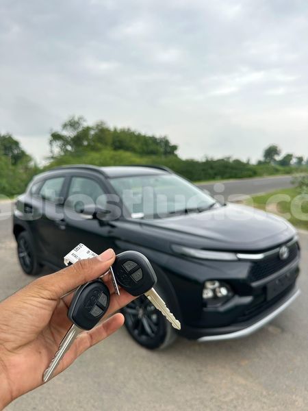 Big with watermark toyota aqua castries castries 4709