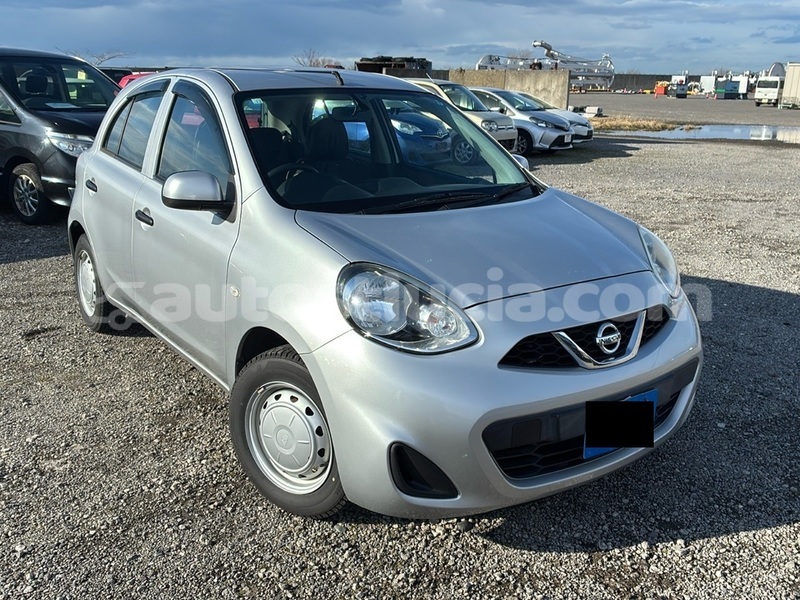 Big with watermark nissan march castries choc 4711