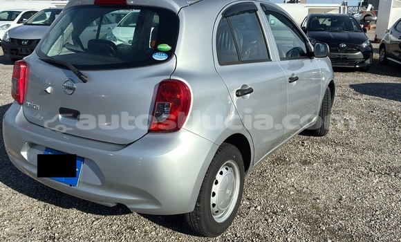 Acheter Occasion Voiture Nissan March Gris à Choc, Castries Acheter Occasion Voiture Nissan March Gris à Choc, Castries
