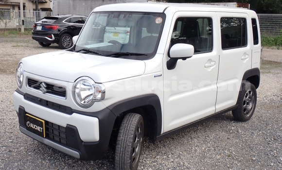 Acheter Occasion Voiture Suzuki Hustler Blanc à Soufriere, Soufriere Acheter Occasion Voiture Suzuki Hustler Blanc à Soufriere, Soufriere