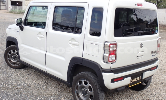 Acheter Occasion Voiture Suzuki Hustler Blanc à Soufriere, Soufriere Acheter Occasion Voiture Suzuki Hustler Blanc à Soufriere, Soufriere