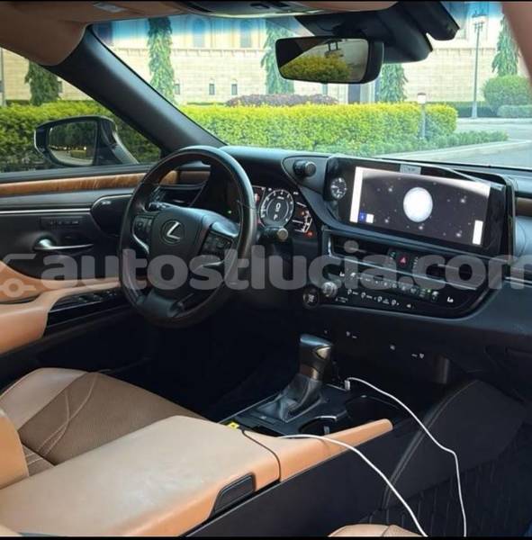 Big with watermark lexus es castries castries 4717