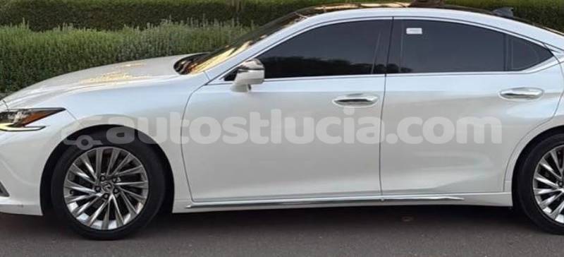 Big with watermark lexus es castries castries 4717