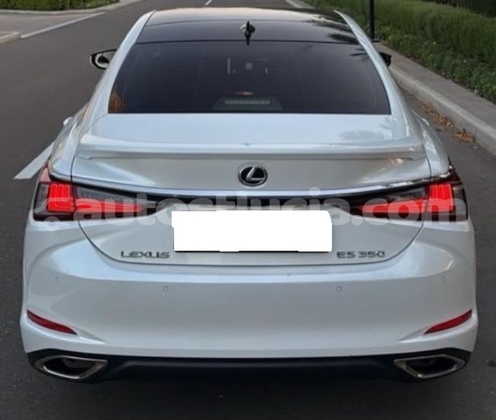 Big with watermark lexus es castries castries 4717