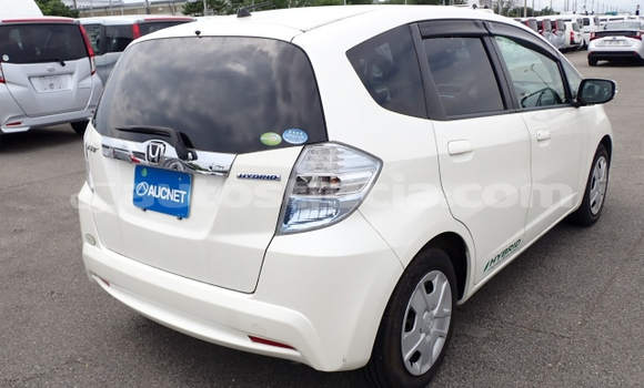 Acheter Occasion Voiture Honda FIT Blanc à Choiseul, Choiseul Acheter Occasion Voiture Honda FIT Blanc à Choiseul, Choiseul