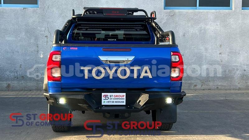 Big with watermark toyota hilux anse la raye import dubai 4724