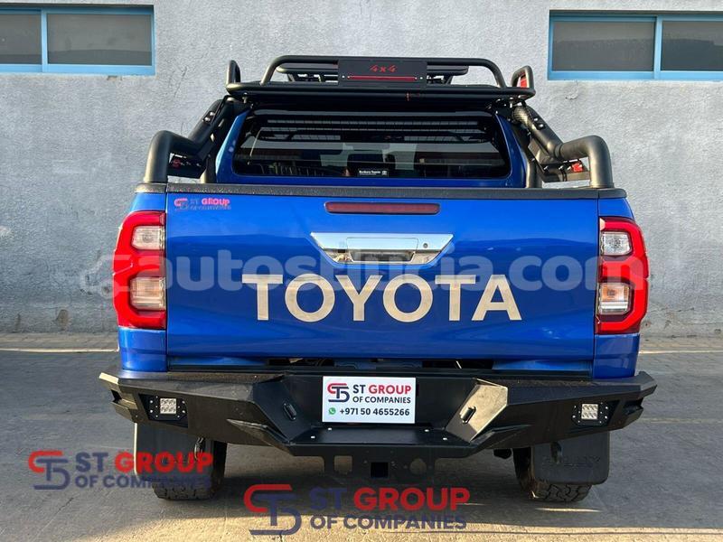 Big with watermark toyota hilux anse la raye import dubai 4724