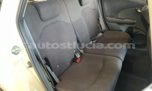 Acheter Occasion Voiture Honda FIT Blanc à Micoud, Micoud Acheter Occasion Voiture Honda FIT Blanc à Micoud, Micoud