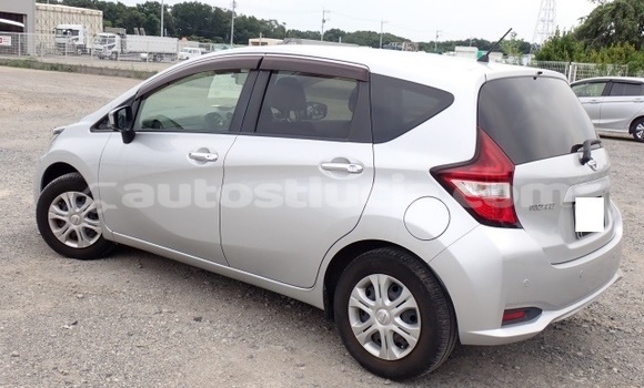Acheter Occasion Voiture Nissan Note Gris à Dennery, Dennery Acheter Occasion Voiture Nissan Note Gris à Dennery, Dennery
