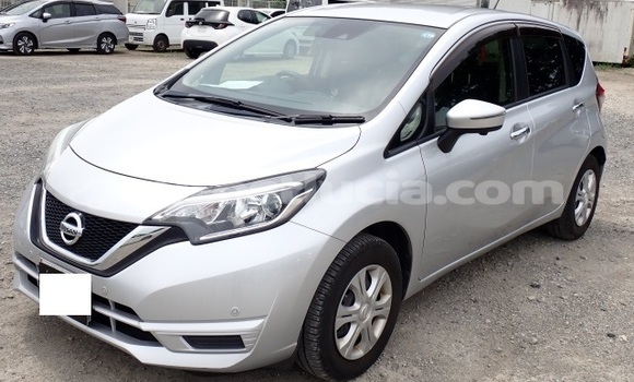 Acheter Occasion Voiture Nissan Note Gris à Dennery, Dennery Acheter Occasion Voiture Nissan Note Gris à Dennery, Dennery