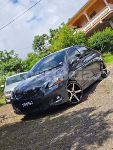 Big with watermark toyota belta canaries canaries 4727