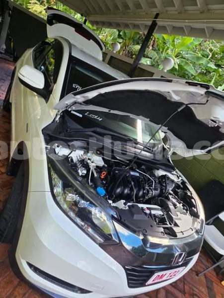 Big with watermark honda vezel dennery dennery 4729