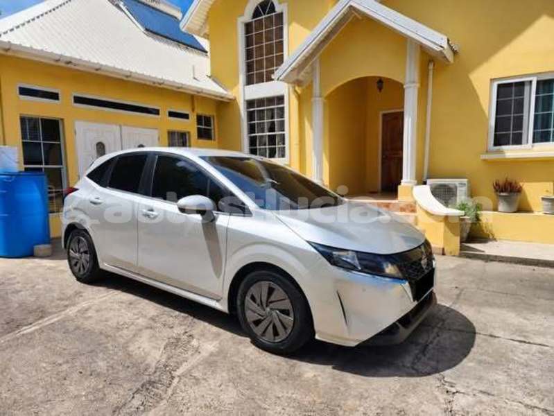 Big with watermark nissan note castries choc 4730