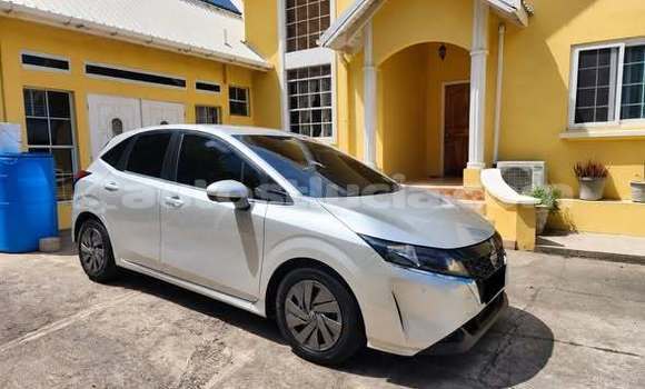 Acheter Occasion Voiture Nissan Note Autre à Choc, Castries Acheter Occasion Voiture Nissan Note Autre à Choc, Castries