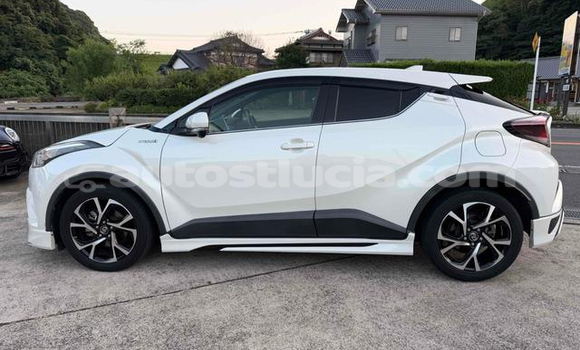 Acheter Occasion Voiture Toyota C-HR Blanc à Micoud, Micoud Acheter Occasion Voiture Toyota C-HR Blanc à Micoud, Micoud