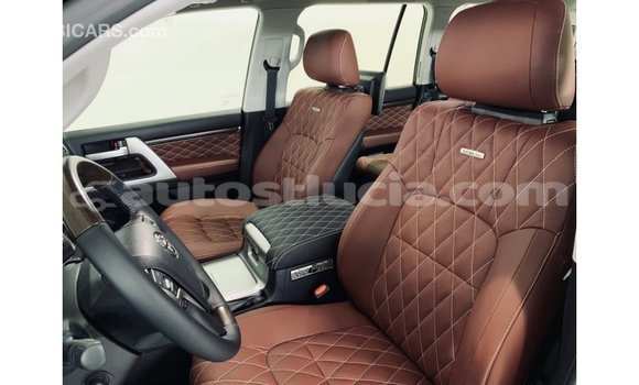 Buy Import Toyota Land Cruiser Black Car in Import - Dubai in Anse-la-Raye Buy Import Toyota Land Cruiser Black Car in Import - Dubai in Anse-la-Raye