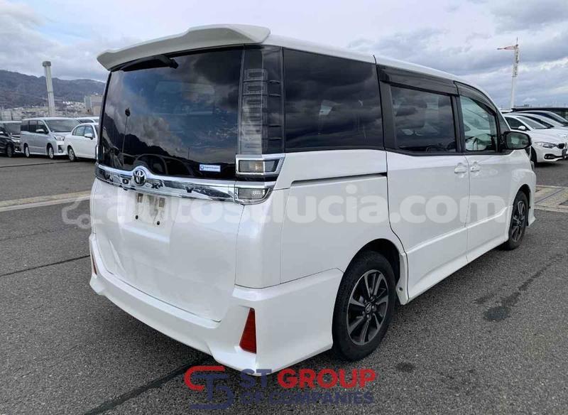 Big with watermark toyota voxy anse la raye import dubai 4746