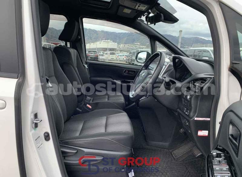 Big with watermark toyota voxy anse la raye import dubai 4746