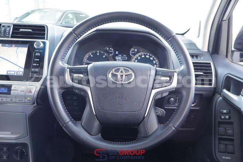 Big with watermark toyota land cruiser prado anse la raye import dubai 4749