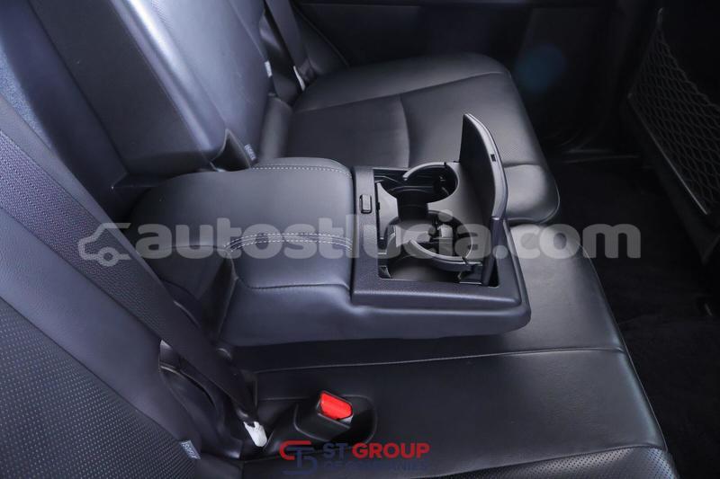 Big with watermark toyota land cruiser prado anse la raye import dubai 4749