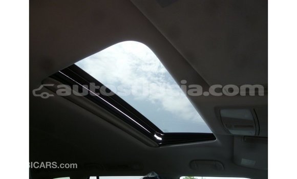 Buy Import Nissan Patrol White Car in Import - Dubai in Anse-la-Raye Buy Import Nissan Patrol White Car in Import - Dubai in Anse-la-Raye