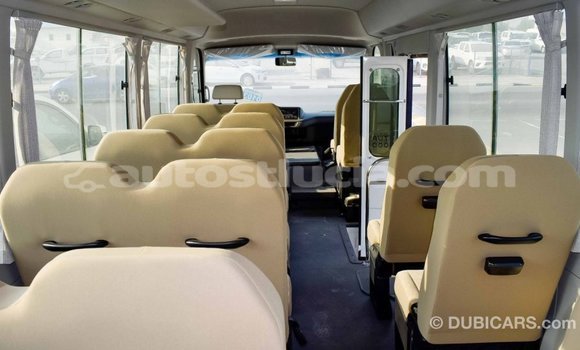 Acheter Import Voiture Toyota Coaster Blanc à Import - Dubai, Anse-la-Raye Acheter Import Voiture Toyota Coaster Blanc à Import - Dubai, Anse-la-Raye