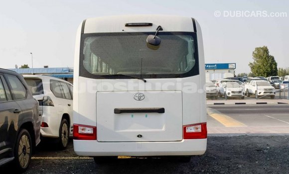 Acheter Import Voiture Toyota Coaster Blanc à Import - Dubai, Anse-la-Raye Acheter Import Voiture Toyota Coaster Blanc à Import - Dubai, Anse-la-Raye