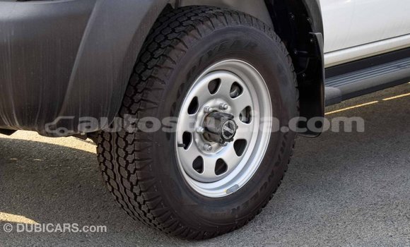 Buy Import Nissan NP 300 White Car in Import - Dubai in Anse-la-Raye Buy Import Nissan NP 300 White Car in Import - Dubai in Anse-la-Raye