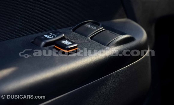 Acheter Import Voiture Toyota Hiace Blanc à Import - Dubai, Anse-la-Raye Acheter Import Voiture Toyota Hiace Blanc à Import - Dubai, Anse-la-Raye